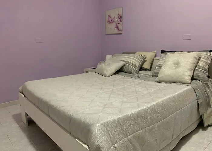 Lamanna Digitale מלון 3*